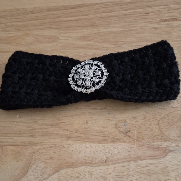 Accessories - Black Crocheted Headband with Silver Brooch Accent
